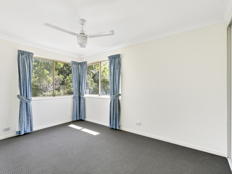 2/559 Pine Ridge Road, Biggera Waters QLD 4216