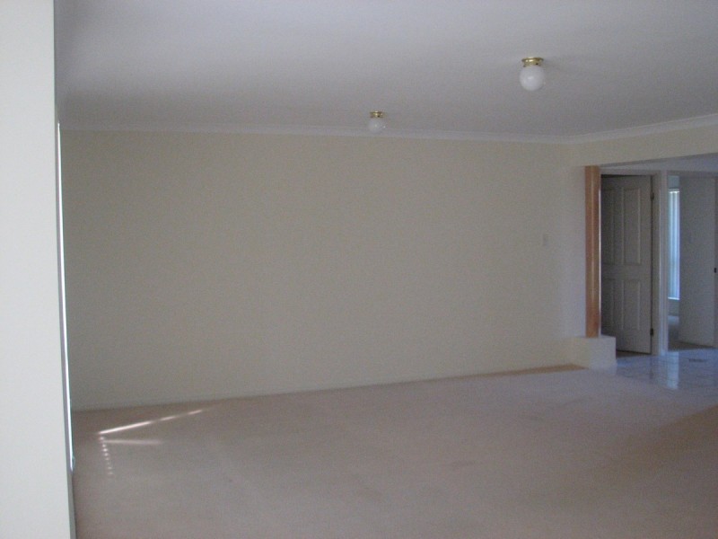 56 Manra Way, Pacific Pines QLD 4211