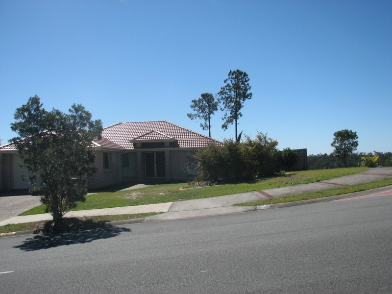 56 Manra Way, Pacific Pines QLD 4211