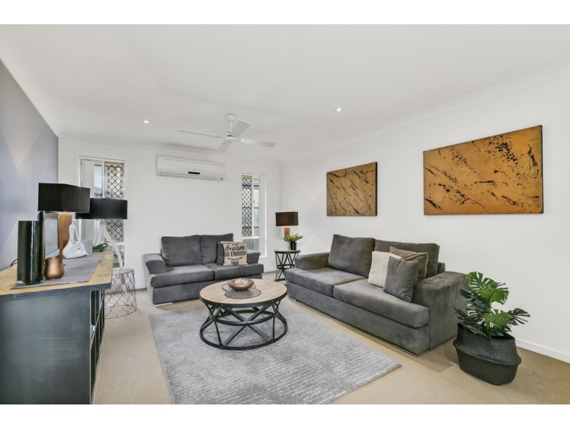 64 Keneally Street, Maudsland QLD 4210