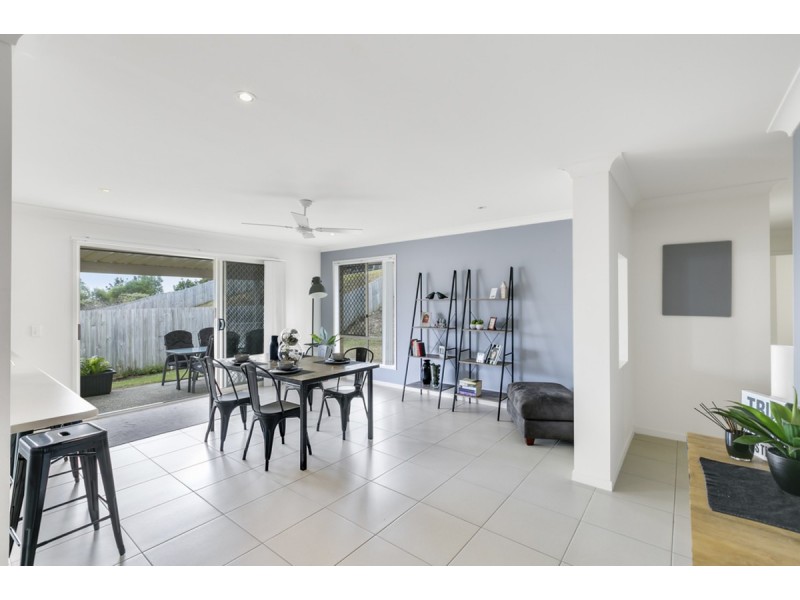 64 Keneally Street, Maudsland QLD 4210