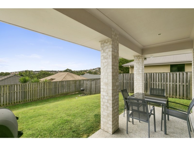 19 Tomah Street, Pacific Pines QLD 4211