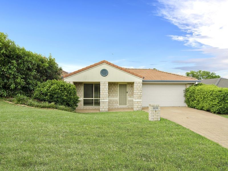 9 Murchison Street, Pacific Pines QLD 4211