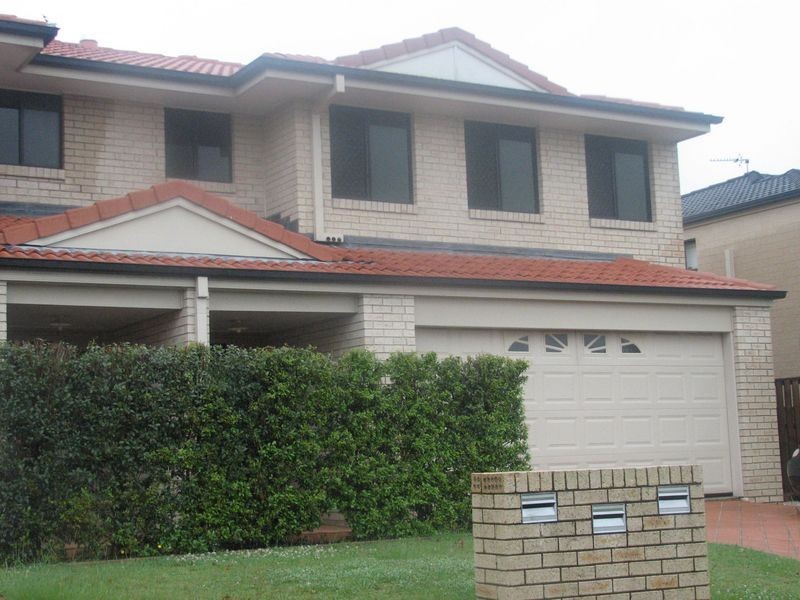 1/14 Crosby Avenue, Pacific Pines QLD 4211