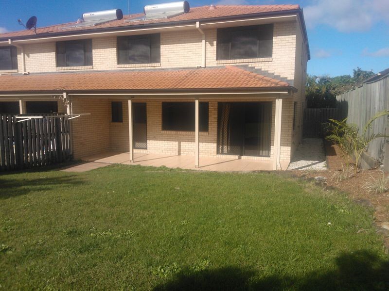 1/14 Crosby Avenue, Pacific Pines QLD 4211