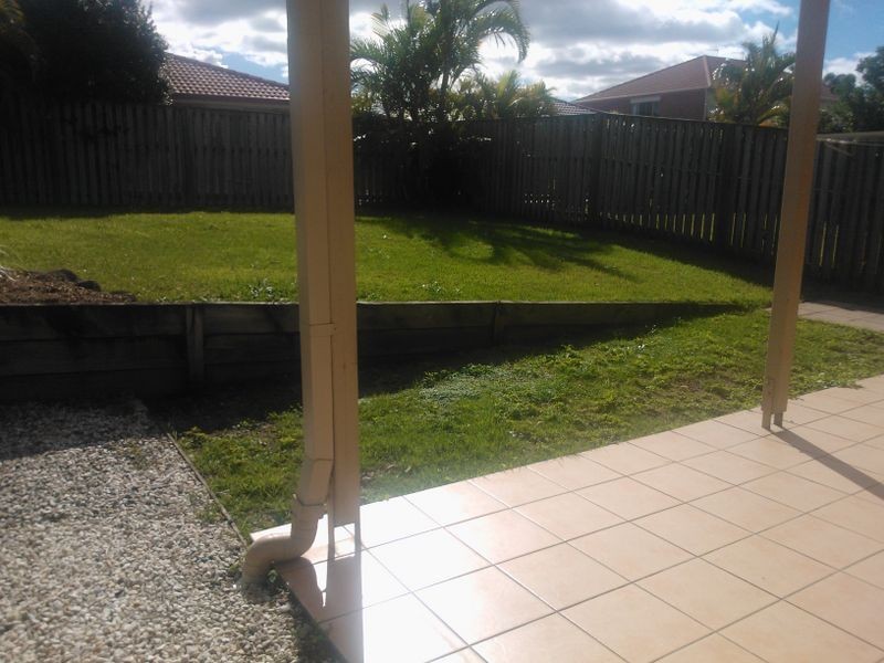 1/14 Crosby Avenue, Pacific Pines QLD 4211