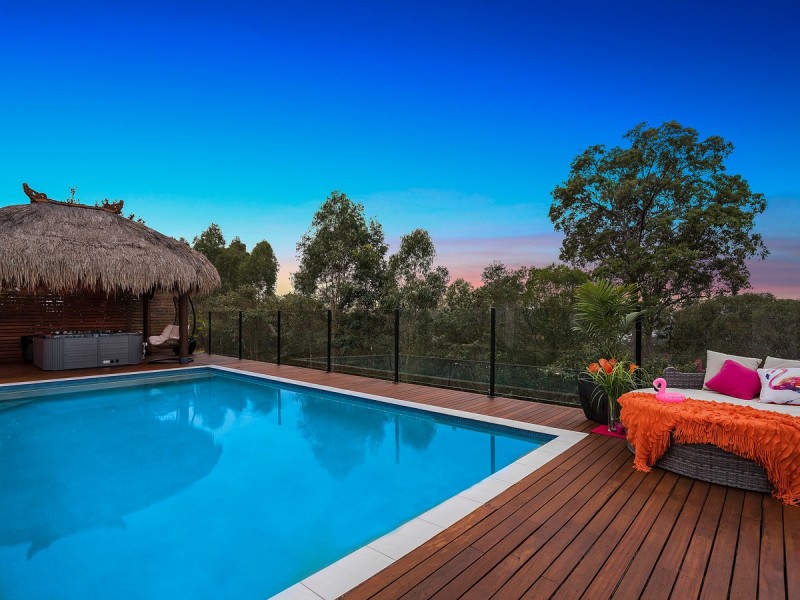 50 Fletcher Crescent, Pacific Pines QLD 4211