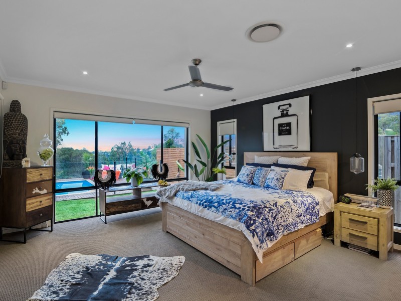 50 Fletcher Crescent, Pacific Pines QLD 4211