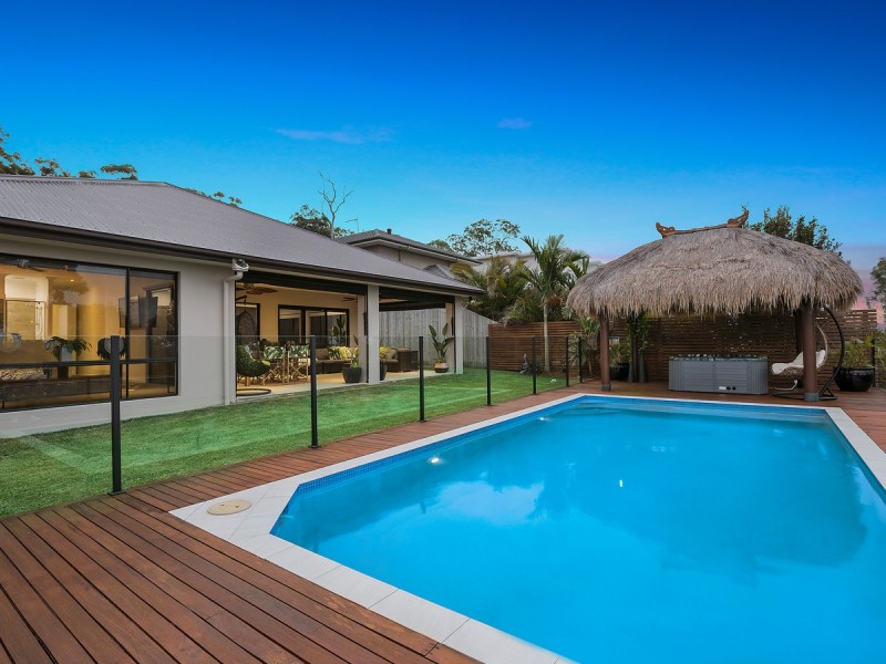 50 Fletcher Crescent, Pacific Pines QLD 4211