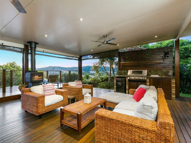 90 Salvado Drive, Pacific Pines QLD 4211