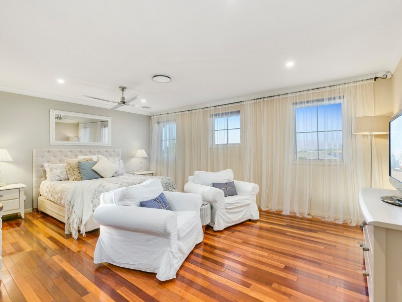 90 Salvado Drive, Pacific Pines QLD 4211