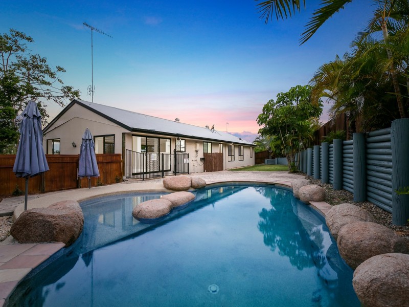 7 Rob Roy Court, Highland Park QLD 4211