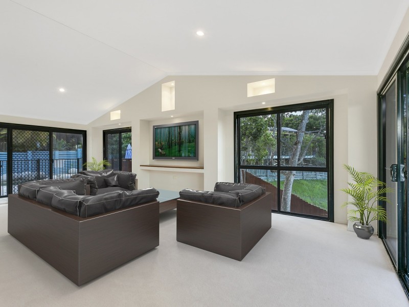 7 Rob Roy Court, Highland Park QLD 4211