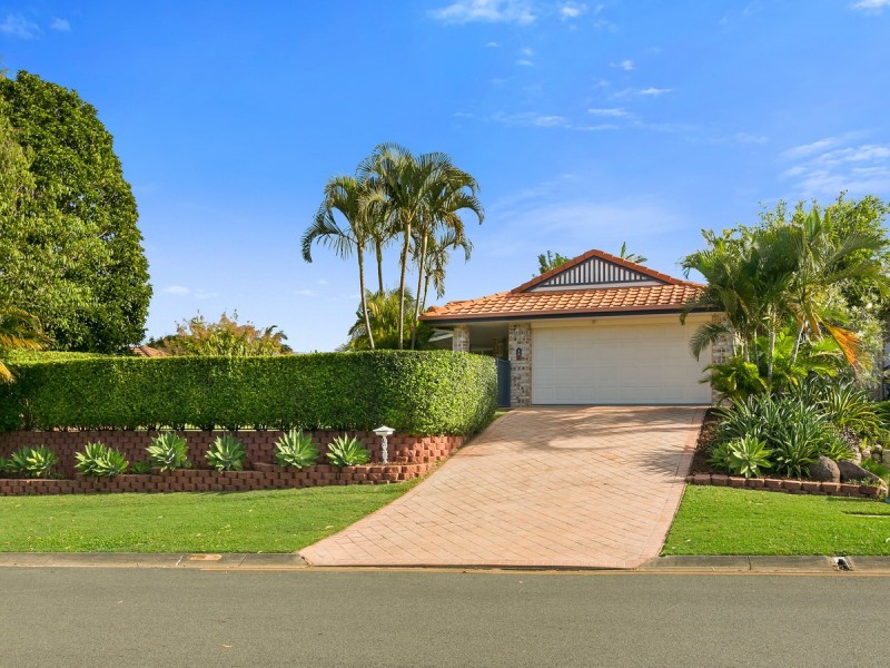 4 Hazeltine Place, Parkwood QLD 4214
