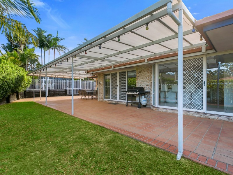 4 Hazeltine Place, Parkwood QLD 4214