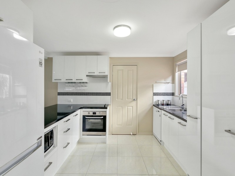 90/601 Pine Ridge Road, Biggera Waters QLD 4216