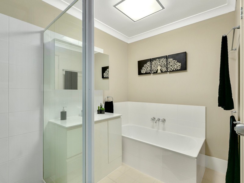 90/601 Pine Ridge Road, Biggera Waters QLD 4216