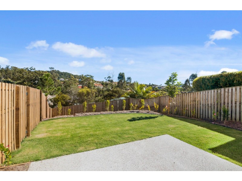 86 McAuley Parade, Pacific Pines QLD 4211