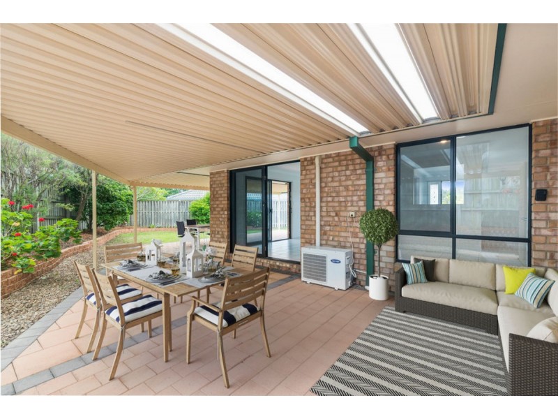 31 Murchison Street, Pacific Pines QLD 4211