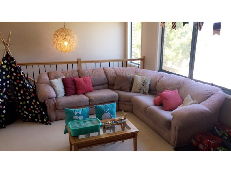 2 Taupo Court, Coombabah QLD 4216