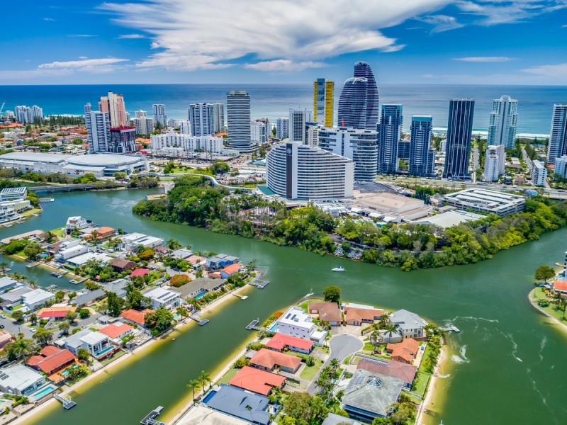 18 Rebecca Court, Broadbeach Waters QLD 4218