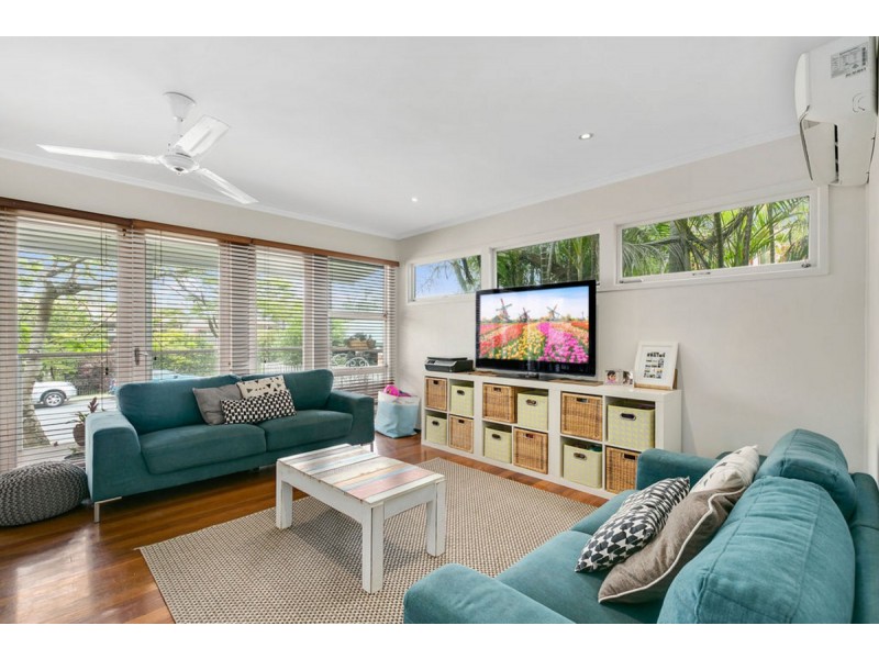 60 Muir Street, Labrador QLD 4215