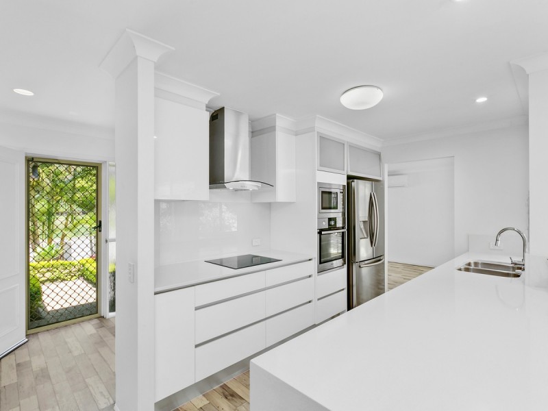 78 Pacific Pines Boulevard, Pacific Pines QLD 4211