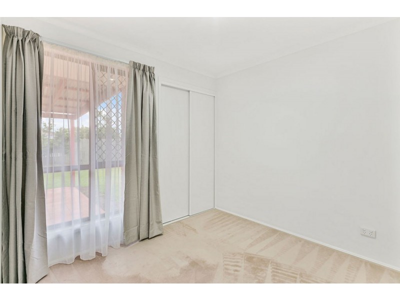 1/4 Musical Court, Oxenford QLD 4210