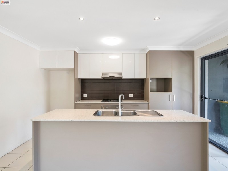 64/1 Jefferson Court, Upper Coomera QLD 4209