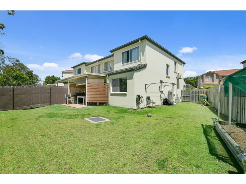 11/74 Universal Street, Pacific Pines QLD 4211