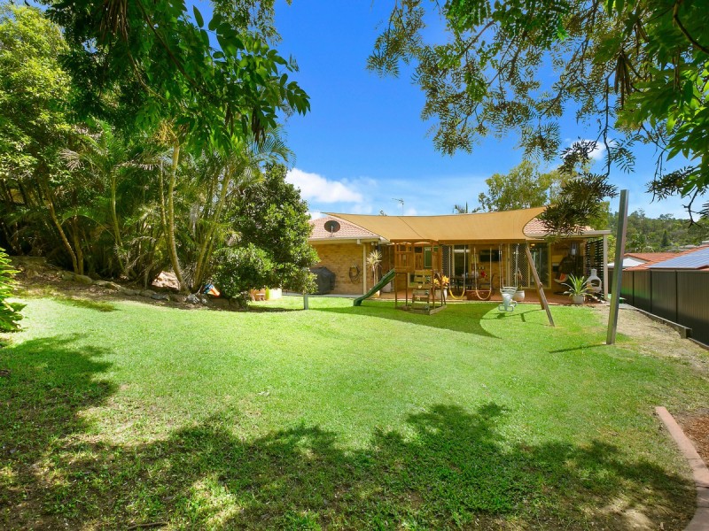8 Motu Close, Pacific Pines QLD 4211