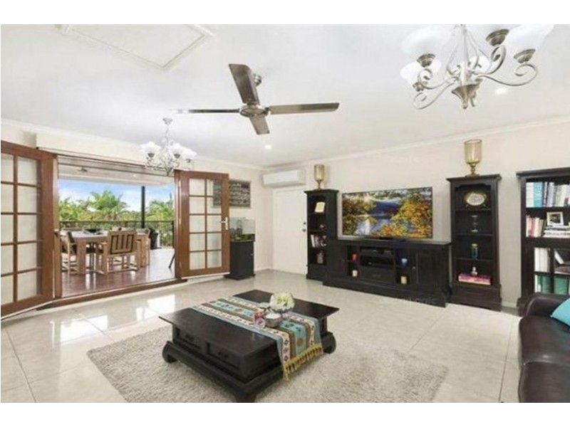 6 Alcott Court, Parkwood QLD 4214