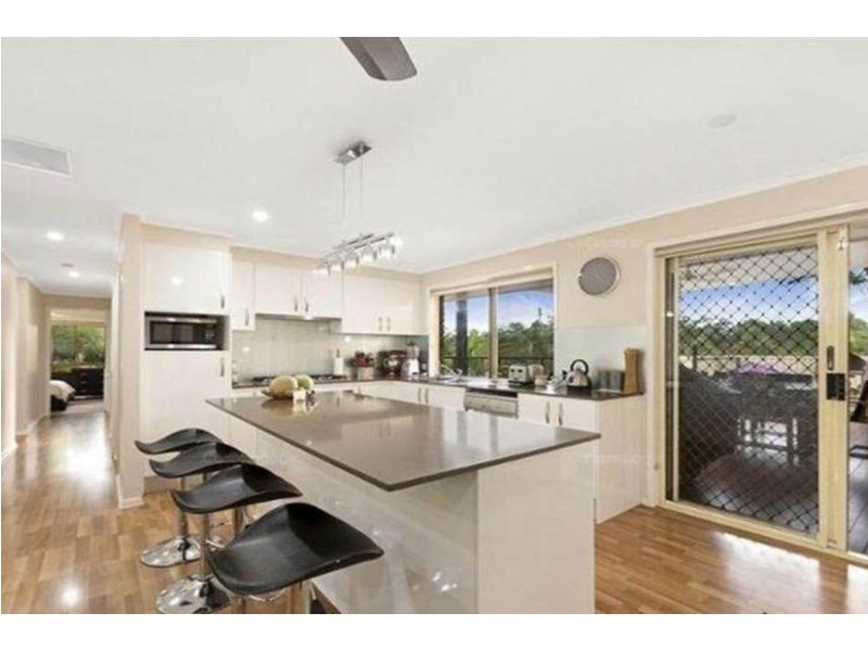 6 Alcott Court, Parkwood QLD 4214