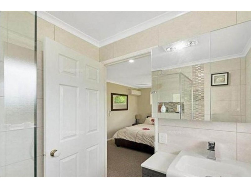 6 Alcott Court, Parkwood QLD 4214