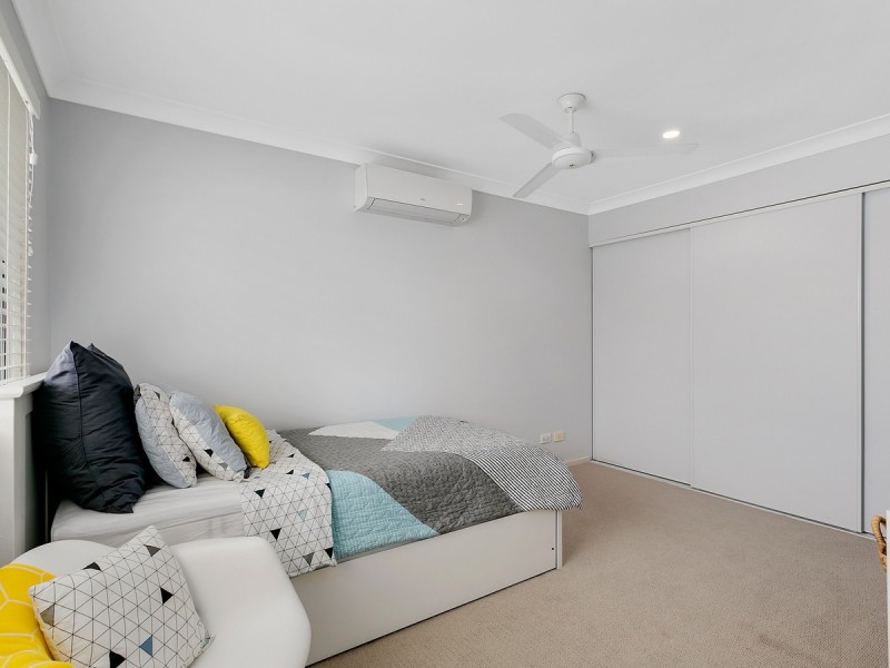 23 Norfolk Drive, Pacific Pines QLD 4211