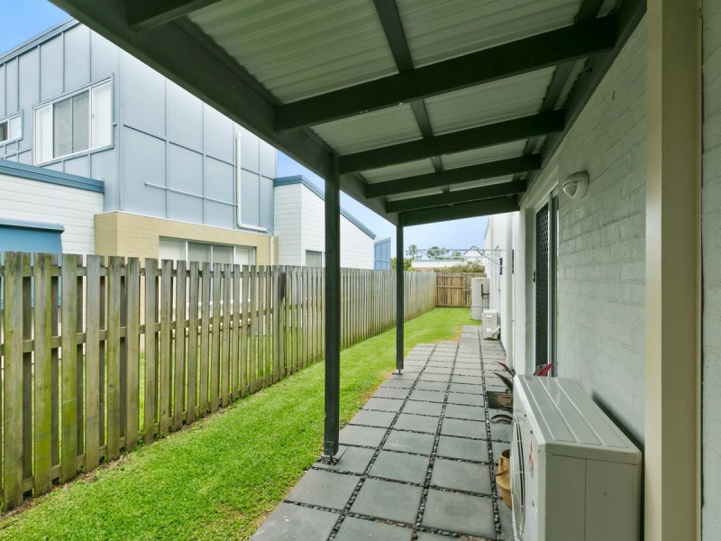 23 Norfolk Drive, Pacific Pines QLD 4211
