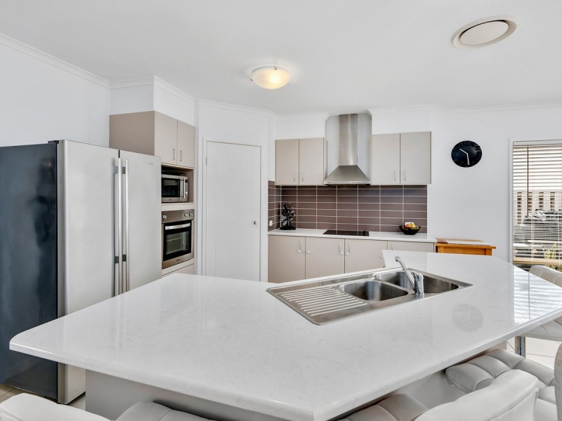 74 Picnic Creek Drive, Coomera QLD 4209