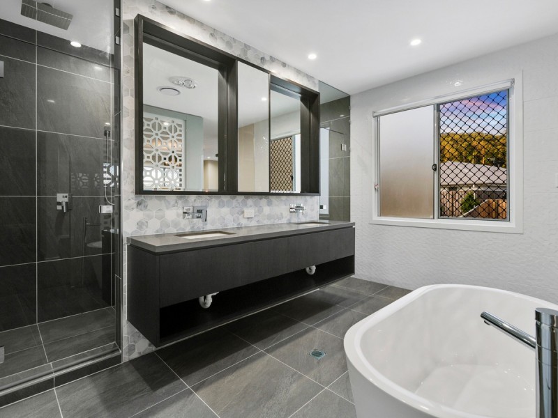 165 Riverstone Crossing, Maudsland QLD 4210