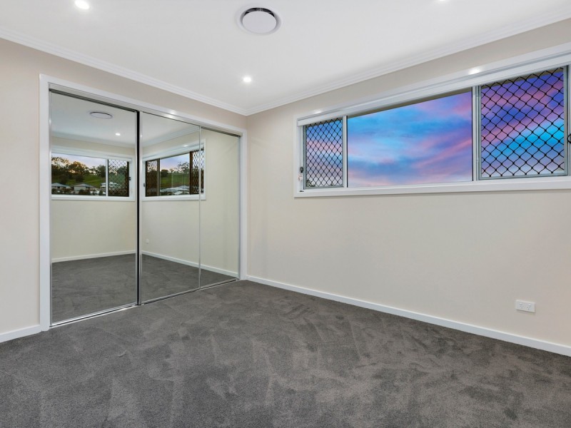 165 Riverstone Crossing, Maudsland QLD 4210