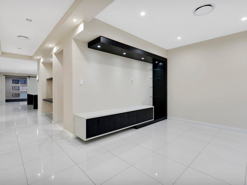 165 Riverstone Crossing, Maudsland QLD 4210