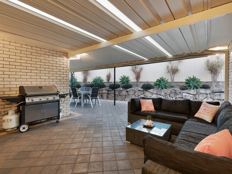 16 Silverash Street, Oxenford QLD 4210