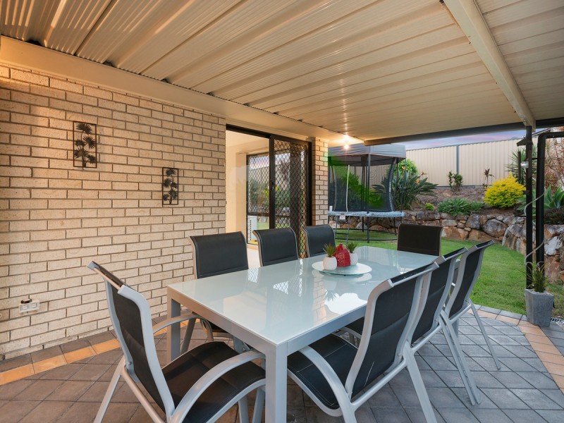 16 Silverash Street, Oxenford QLD 4210