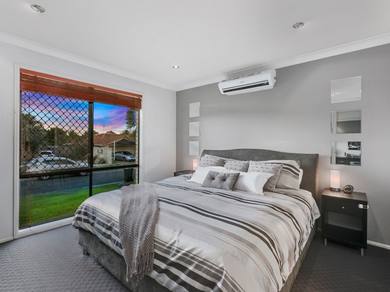 16 Silverash Street, Oxenford QLD 4210