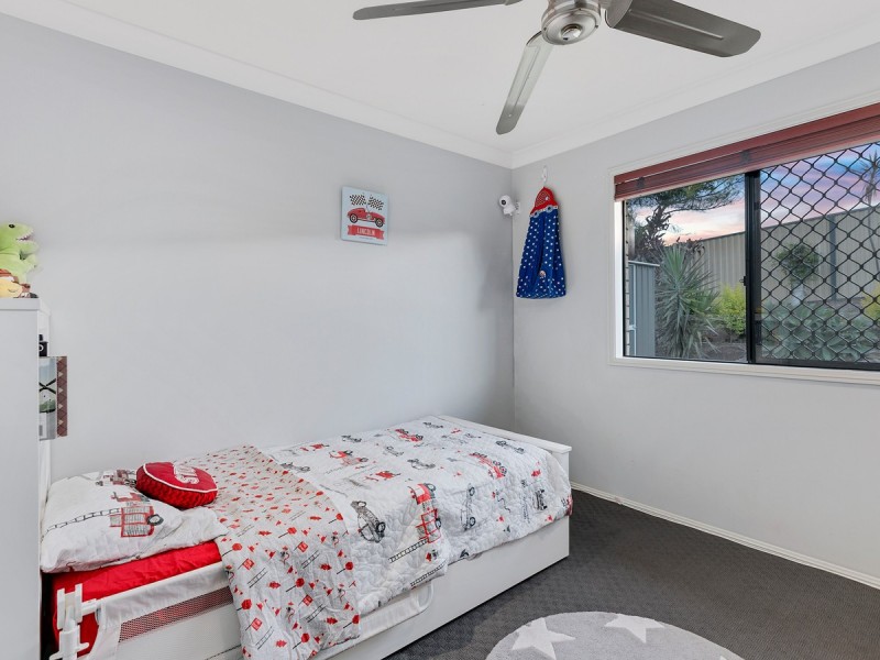 16 Silverash Street, Oxenford QLD 4210