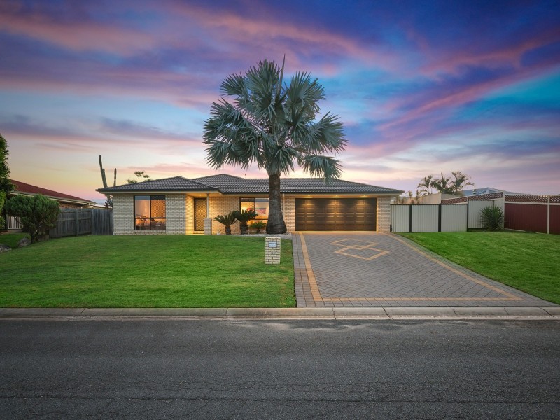 16 Silverash Street, Oxenford QLD 4210