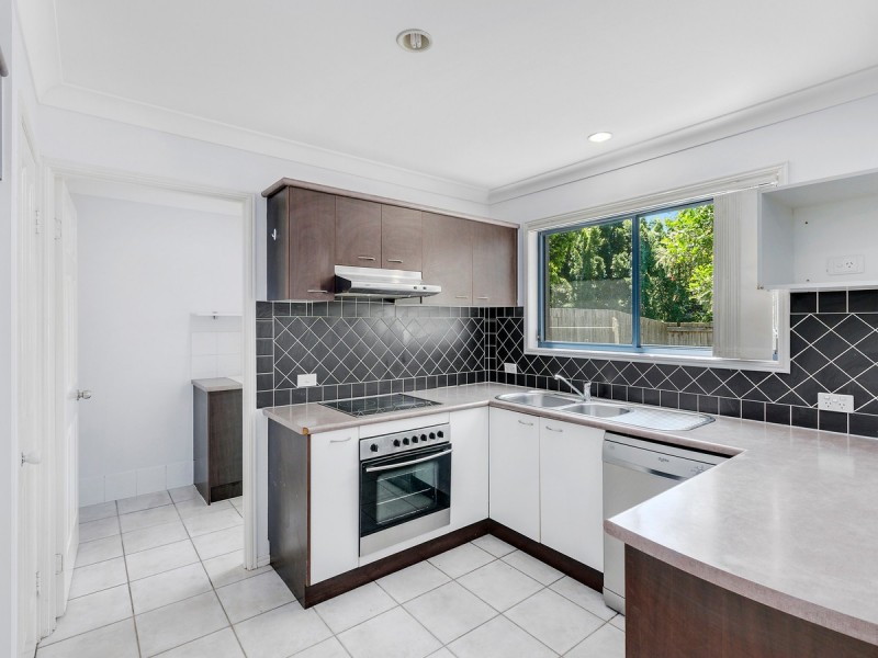 31/31 Archipelago Street, Pacific Pines QLD 4211