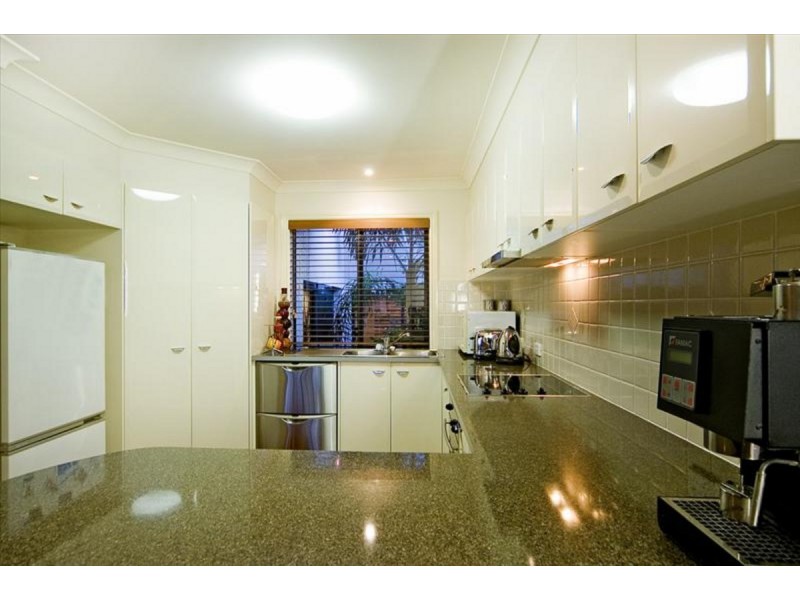 7/6-12 Monterey Keys Drive, Helensvale QLD 4212