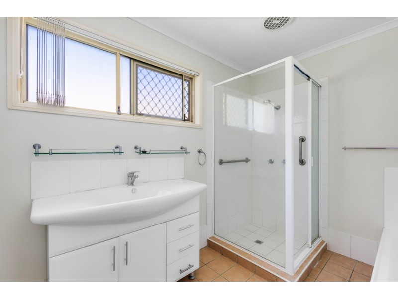 18 Eucalyptus Court, Oxenford QLD 4210