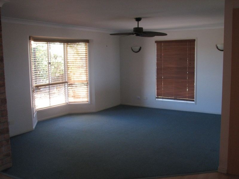 43 Crestridge Crescent, Oxenford QLD 4210