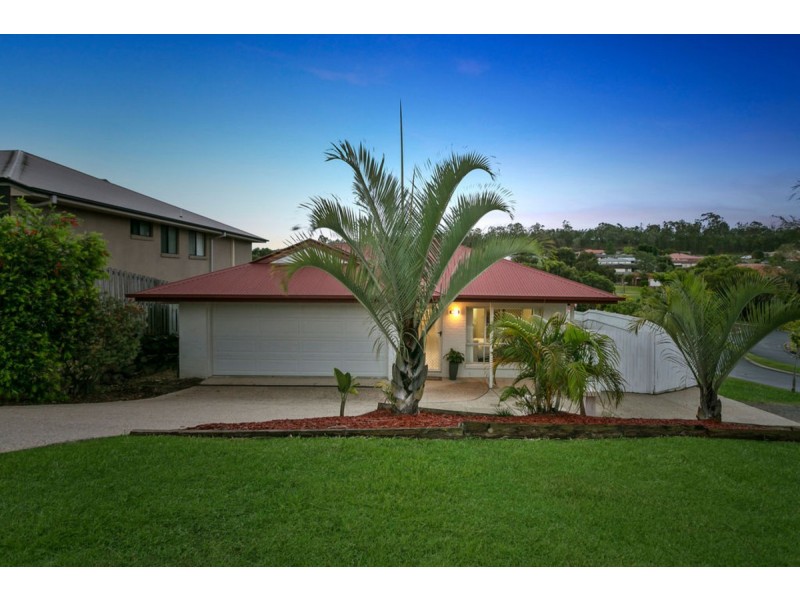 1 Ainslie Street, Pacific Pines QLD 4211